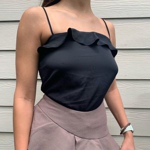 BLACK RUFFLE TANK